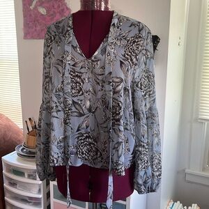 Xhilaration moth flowers leaves new without tags shirt blue line graphic blouse